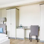 Klein Amsterdam Hotel Friedrichstadt