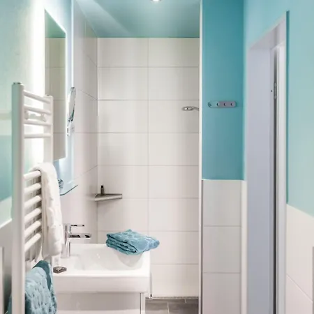 Klein Amsterdam מלון 3*