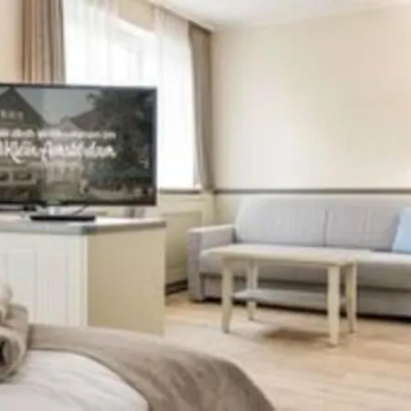 Klein Amsterdam Hotel Friedrichstadt